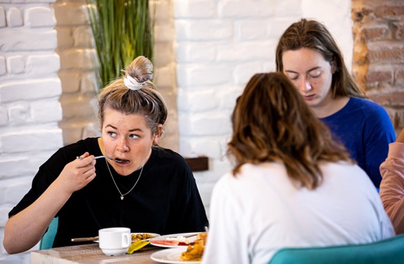 guest enjoying breakfast