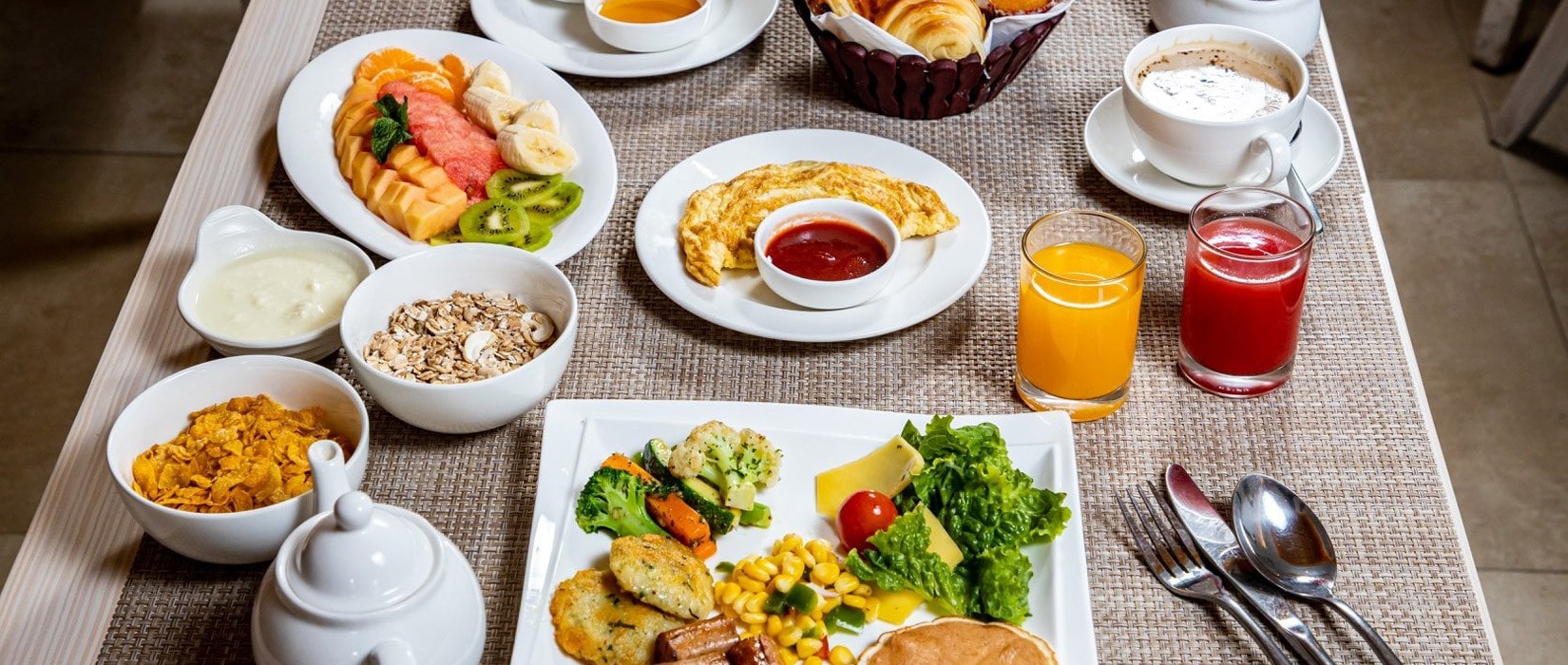 Arushi Boutique Hotel Breakfast